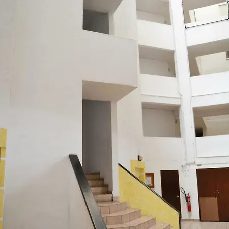 Sant Joaquim, 1 *